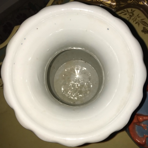 13.75” VTG Salamander Vase - Macau Chinese Porcelain - Picture 11 of 16